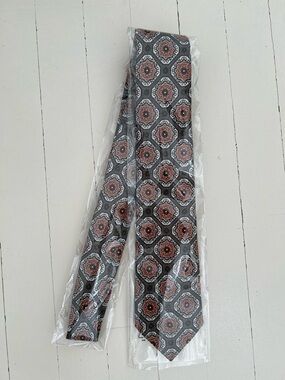 NWT Suitsupply Olive and Rust Medallion Silk/Linen Tie
